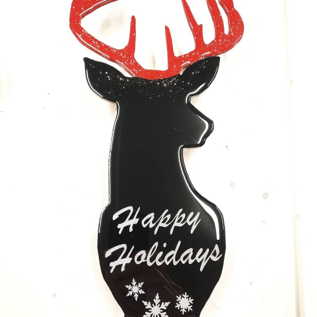 MAKERS REUSABLE MOLD™ Mounted Deer Head MDF Blank